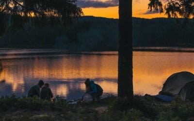 Astuces, Camping, Light My Fire. 7 trucs faciles et infaillibles pour faire du feu en camping.
