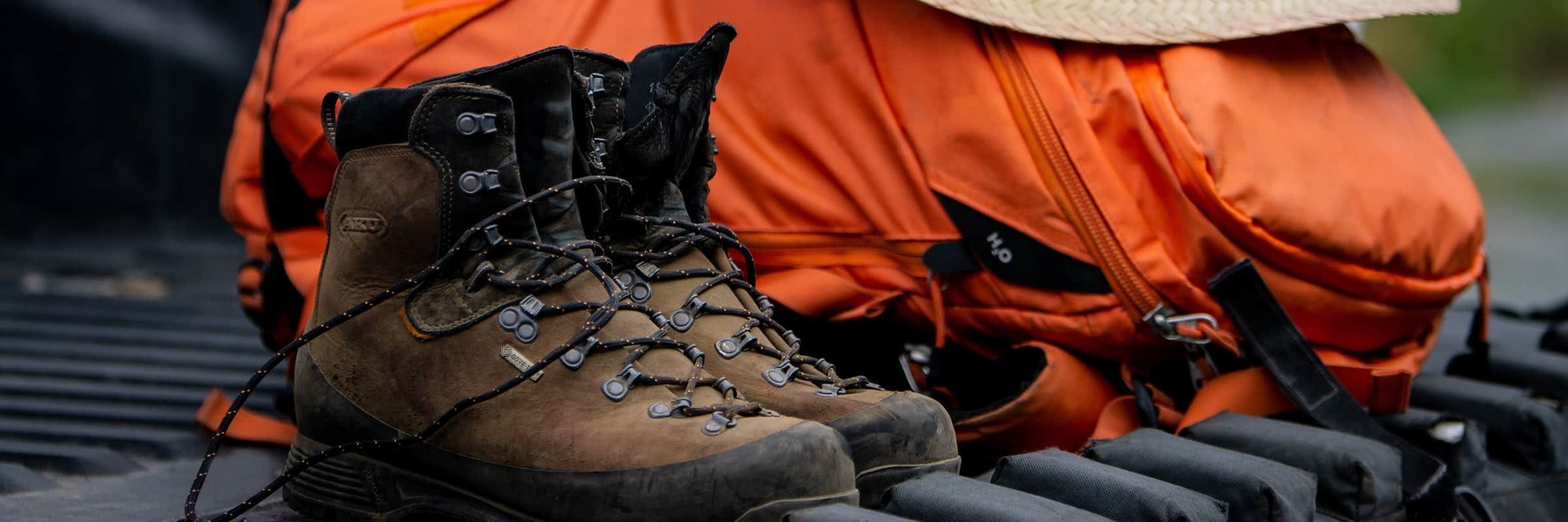 mountaineering boots near me